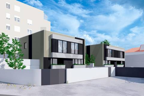 Terreno com Projeto Aprovado  Moradia Unifamilar nos Carvalhos (Gaia)com 240m2 VNG 