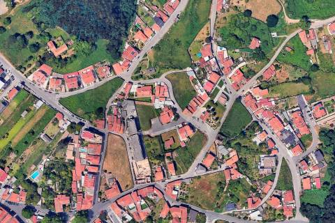 Terreno com Projeto em fase de aprovação Moradia Unifamilar nos Carvalhos (Gaia)com 590m2 VNG 