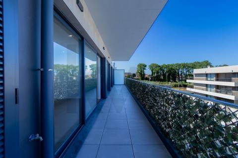 Apartamento T3 Novo com Varanda e Garagem em Canidelo, Vila Nova de Gaia