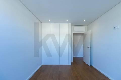 Apartamento T3 Novo com Varanda e Garagem em Canidelo, Vila Nova de Gaia