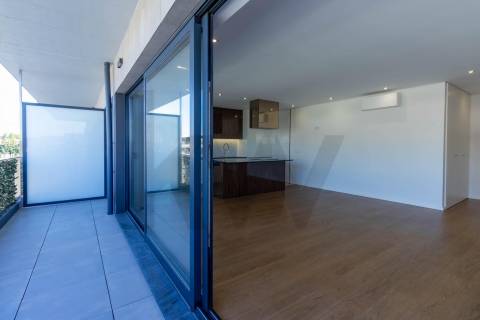 Apartamento T3 Novo com Varanda e Garagem em Canidelo, Vila Nova de Gaia