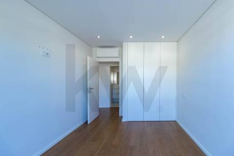 Apartamento T3 Novo com Varanda e Garagem em Canidelo, Vila Nova de Gaia