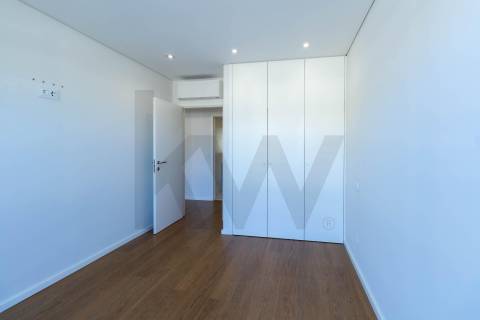 Apartamento T3 Novo com Varanda e Garagem em Canidelo, Vila Nova de Gaia