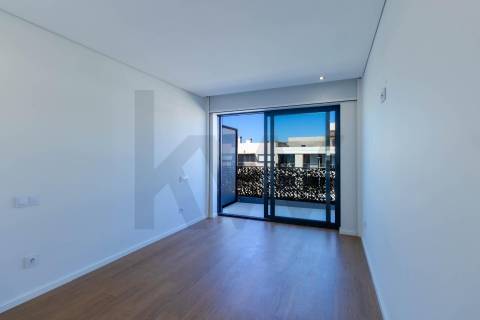 Apartamento T3 Novo com Varanda e Garagem em Canidelo, Vila Nova de Gaia