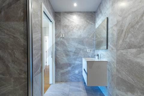 Apartamento T3 Novo com Varanda e Garagem em Canidelo, Vila Nova de Gaia