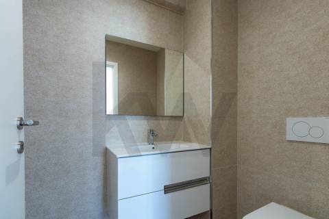 Apartamento T3 Novo com Varanda e Garagem em Canidelo, Vila Nova de Gaia