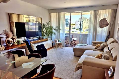 Apartamento T2 Moderno a 2 Minutos da Praia – Matosinhos Sul