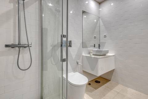 Apartamento T0 Novo  - Arrendamento - Hospital Santo António