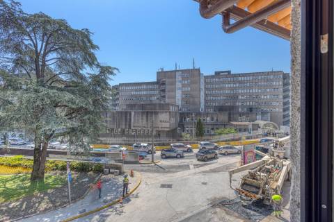 Apartamento T0 Novo  - Arrendamento - Hospital Santo António