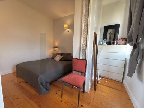 Moradia T3 com jardim junto ao Marquês e Quinta do Covelo