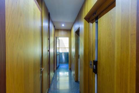 Refúgio de Elegância no Bairro de Hollywood — Uma Moradia Ímpar no Coração da Boavista