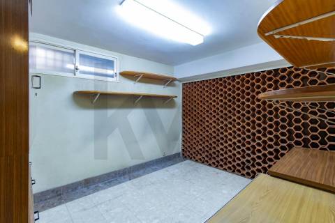 Refúgio de Elegância no Bairro de Hollywood — Uma Moradia Ímpar no Coração da Boavista