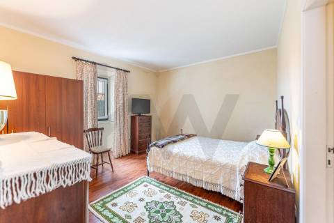 Encantadora Moradia com Jardim no Centro de Leça da Palmeira