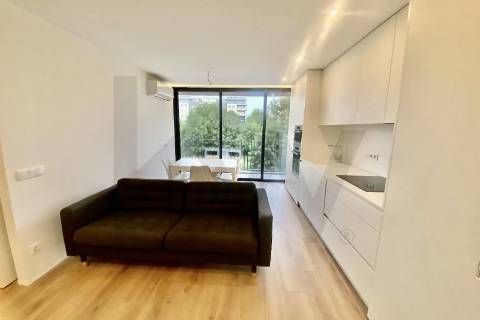 Apartamento T1 com varanda no Empreendimento Green Terrace no Porto