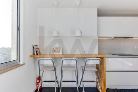 Excelente apartamento T4  situado em  localização" Premium" junto ao Parque da Cidade