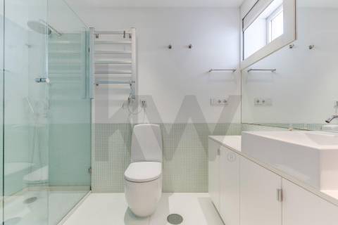 Excelente apartamento T4  situado em  localização" Premium" junto ao Parque da Cidade