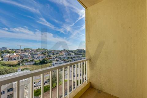 Excelente apartamento T4  situado em  localização" Premium" junto ao Parque da Cidade