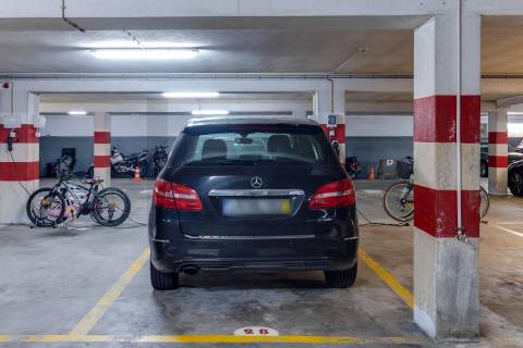 Excelente apartamento T4  situado em  localização" Premium" junto ao Parque da Cidade