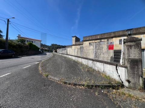 Armazém Industrial em Rebordões, Santo Tirso