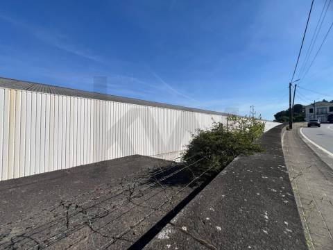 Armazém Industrial em Rebordões, Santo Tirso