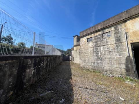 Armazém Industrial em Rebordões, Santo Tirso