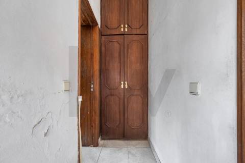 🏡 Moradia Térrea para Reabilitar no Centro de Leça da Palmeira