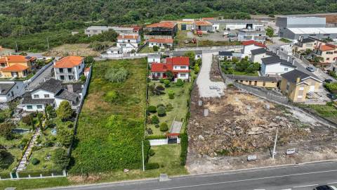 Moradia T5 (mais uma T2) com vista mar em Vila Praia de Âncora - Caminha