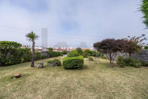 Moradia T5 (mais uma T2) com vista mar em Vila Praia de Âncora - Caminha