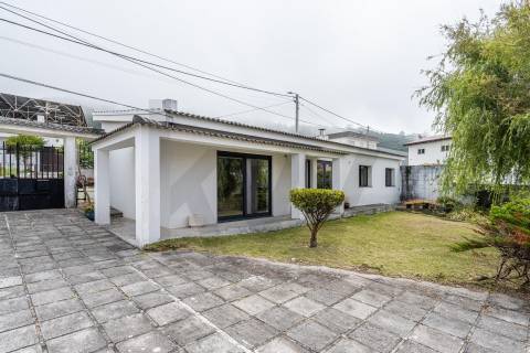 Moradia T5 (mais uma T2) com vista mar em Vila Praia de Âncora - Caminha