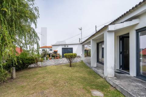 Moradia T5 (mais uma T2) com vista mar em Vila Praia de Âncora - Caminha