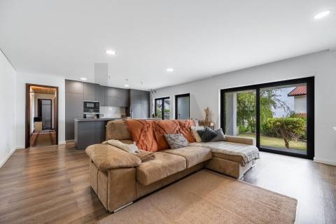 Moradia T5 (mais uma T2) com vista mar em Vila Praia de Âncora - Caminha