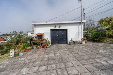 Moradia T5 (mais uma T2) com vista mar em Vila Praia de Âncora - Caminha