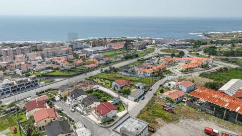 Moradia T5 (mais uma T2) com vista mar em Vila Praia de Âncora - Caminha