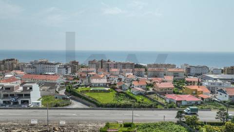 Moradia T5 (mais uma T2) com vista mar em Vila Praia de Âncora - Caminha