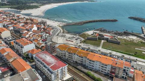 Apartamento T2 primeira linha de praia, em Vila Praia de Âncora