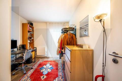 Apartamento T3 zona da Cooperativa dos Arquitetos -  completamente renovado em Aldoar 