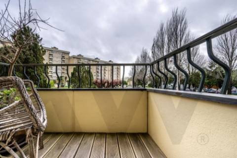 Apartamento T3 zona da Cooperativa dos Arquitetos -  completamente renovado em Aldoar 