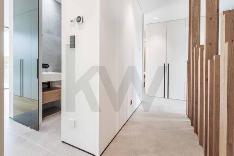 Venda moradia V5 de luxo em zona premium de Vilamoura (Algarve, Portugal)