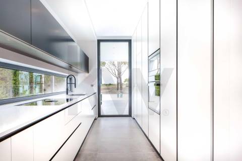 Venda moradia V5 de luxo em zona premium de Vilamoura (Algarve, Portugal)