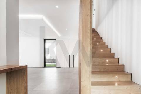 Venda moradia V5 de luxo em zona premium de Vilamoura (Algarve, Portugal)