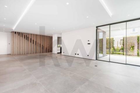 Venda moradia V5 de luxo em zona premium de Vilamoura (Algarve, Portugal)