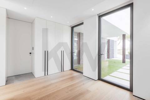 Venda moradia V5 de luxo em zona premium de Vilamoura (Algarve, Portugal)