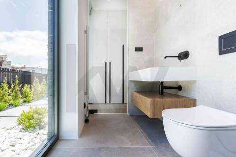 Venda moradia V5 de luxo em zona premium de Vilamoura (Algarve, Portugal)