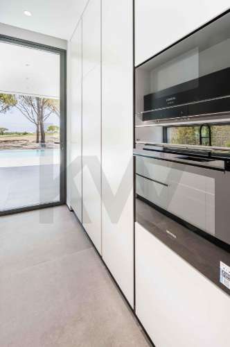 Venda moradia V5 de luxo em zona premium de Vilamoura (Algarve, Portugal)