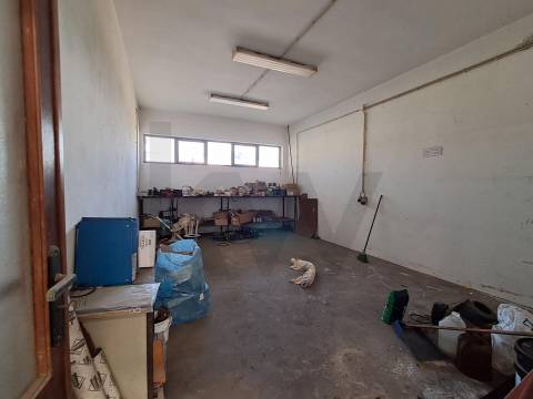 Armazém Industrial Vila Nova de Gaia