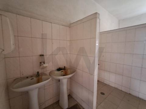 Armazém Industrial Vila Nova de Gaia