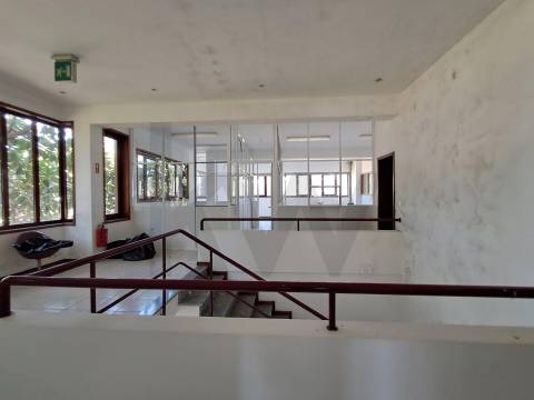 Armazém Industrial Vila Nova de Gaia