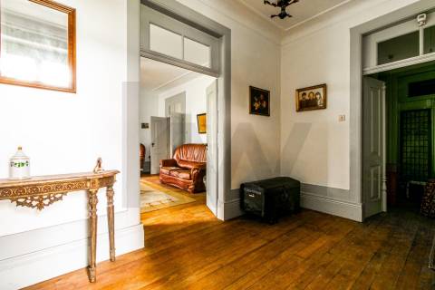 Quinta com História em Barcelinhos – Moradia T3 e Terreno