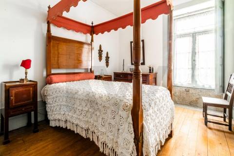 Quinta com História em Barcelinhos – Moradia T3 e Terreno