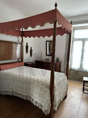 Quinta com História em Barcelinhos – Moradia T3 e Terreno